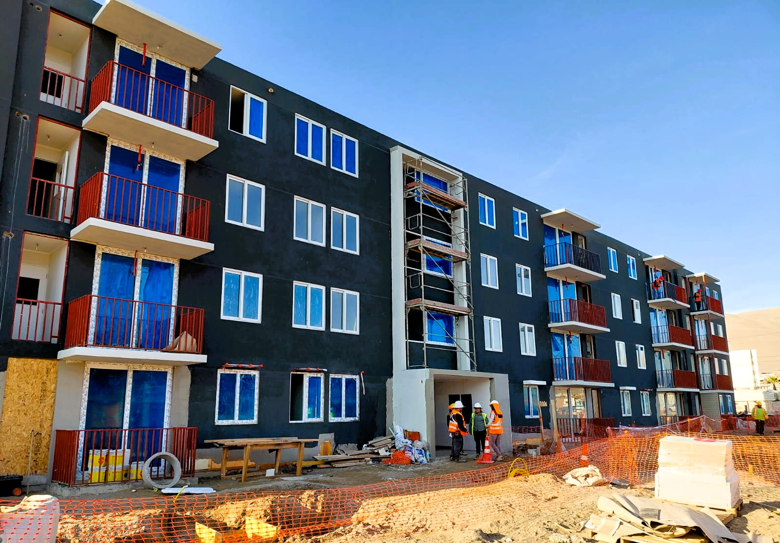 ARICA: 384 DEPARTAMENTOS CON TERMINACIONES DE CALIDAD SE CONSTRUYEN A TRAVÉS DEL PROGRAMA DE INTEGRACIÓN SOCIAL Y TERRITORIAL (DS19)